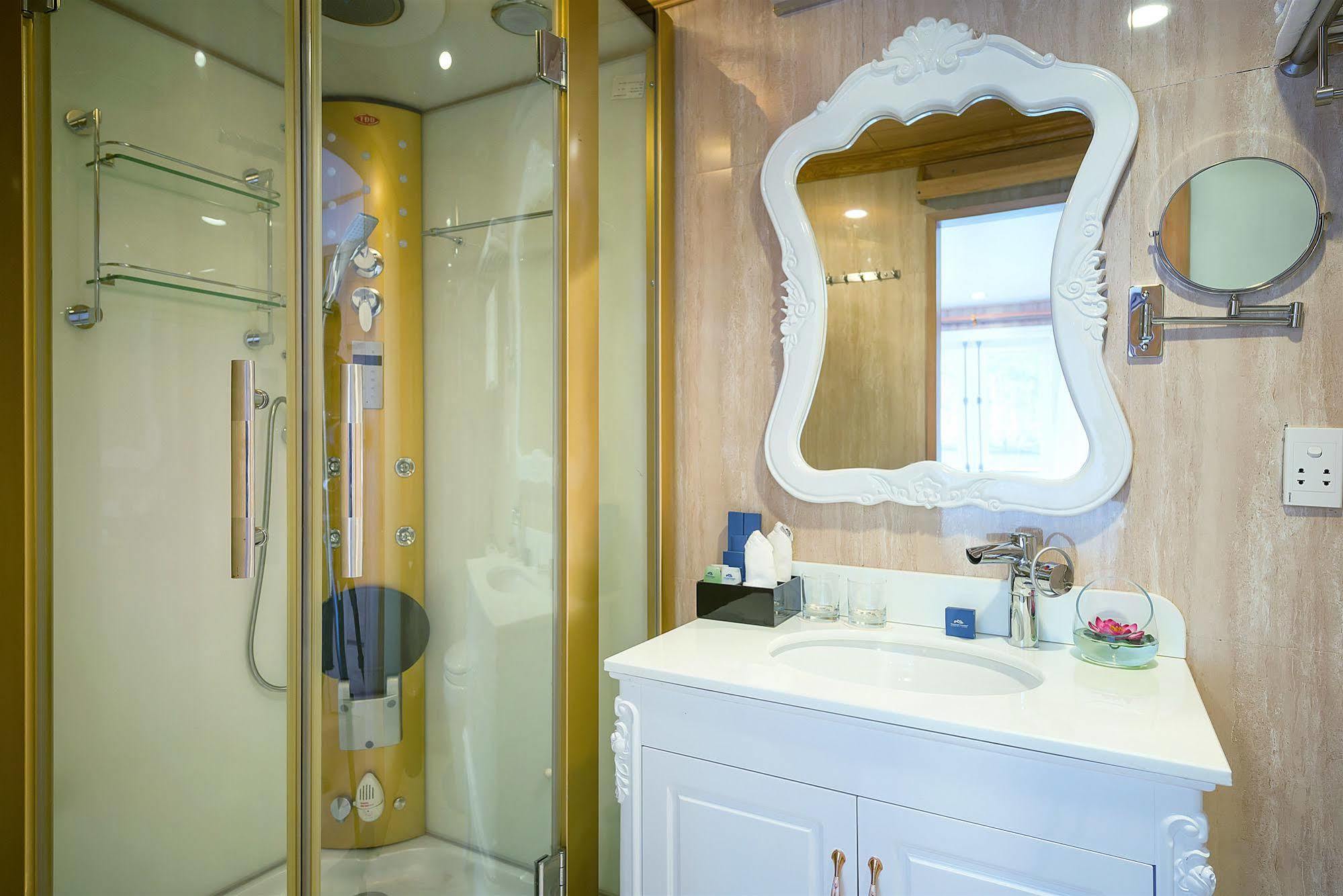 La Vela Premium Cruise - Managed By Paradise Cruises Ha Long Eksteriør bilde