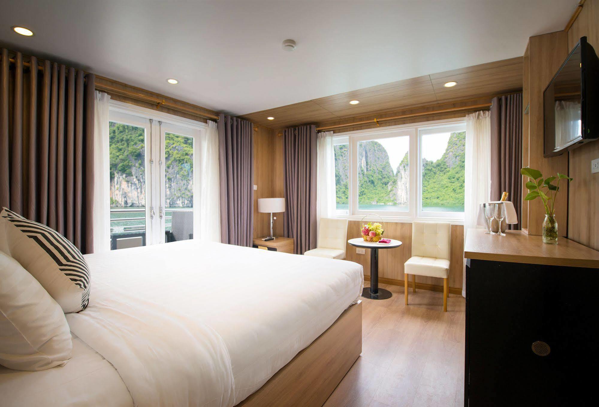 La Vela Premium Cruise - Managed By Paradise Cruises Ha Long Eksteriør bilde