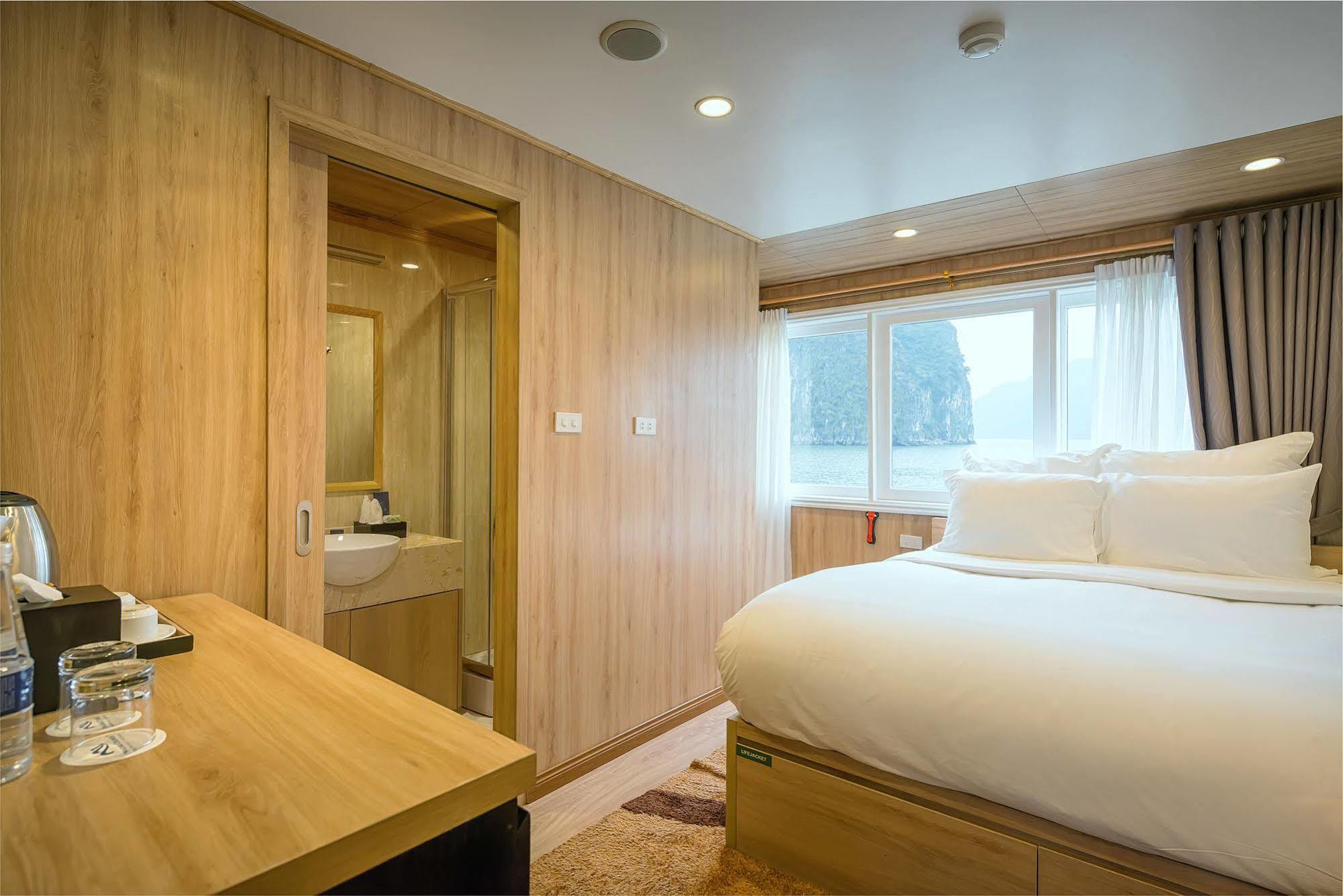 La Vela Premium Cruise - Managed By Paradise Cruises Ha Long Eksteriør bilde